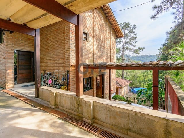 Foto do Casa - Casa em Condomínio fechado com 4 dormitórios, sendo 3 suítes à venda com 2 vagas cobertas  - Granja Viana - Cotia/SP | Lares e Andares Imóveis