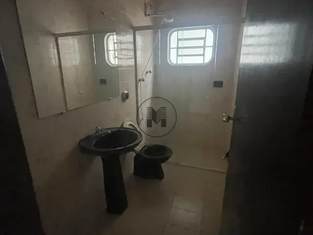 Casa 2 quartos e 1 banheiro, para alugar, no bairro Pedregulho em Guaratinguetá