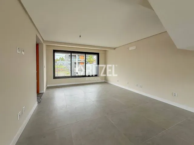 Casa 2 quartos e 3 banheiros, à venda, no bairro Bela Vista em Estância Velha