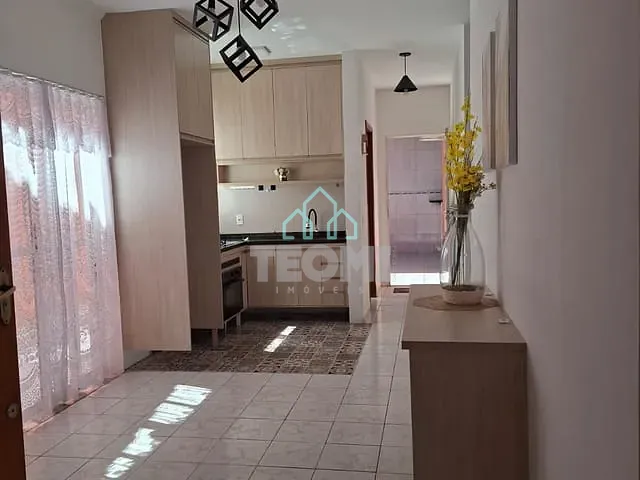 Casa 2 quartos e 1 banheiro, à venda, no bairro Jardim Ana Rosa em Taubaté