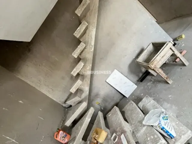 Casa 2 quartos e 2 banheiros, à venda, no bairro Parque São Benedito em Campos dos Goytacazes