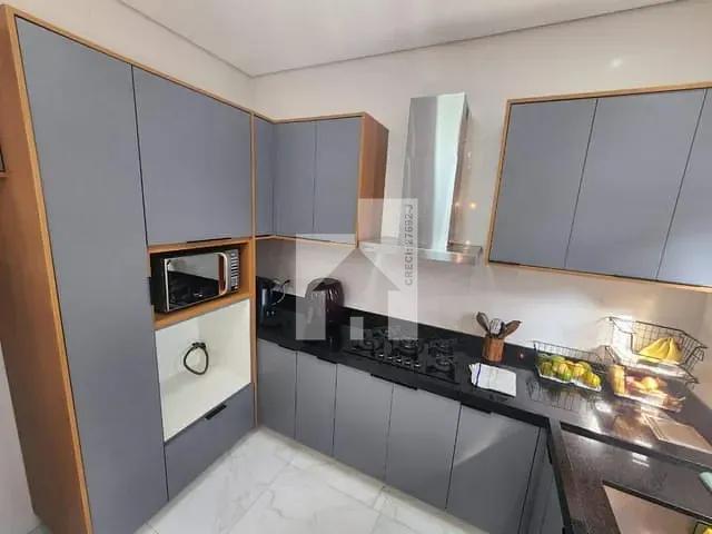 Casa com 318m² 3 quartos e 3 banheiros, à venda, no bairro Jardim Carolina em Jundiaí