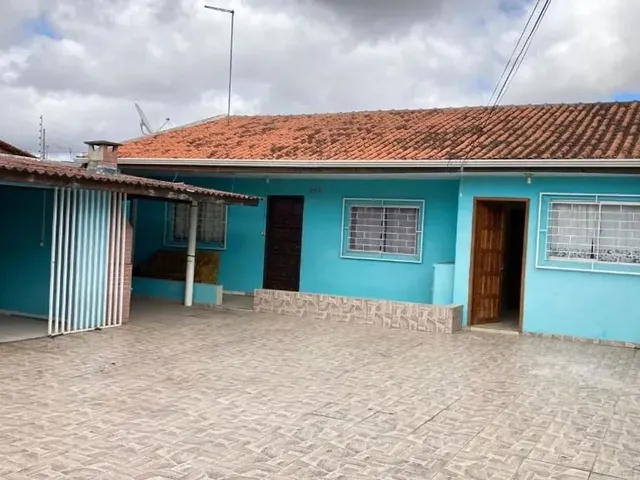 Casa com 308m² 3 quartos e 2 banheiros, à venda, no bairro Cajuru em Curitiba