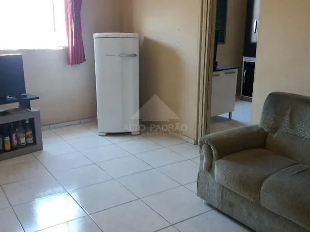 Casa com 500m² 2 quartos e 1 banheiro, à venda, no bairro Jardim Zaira em Mauá