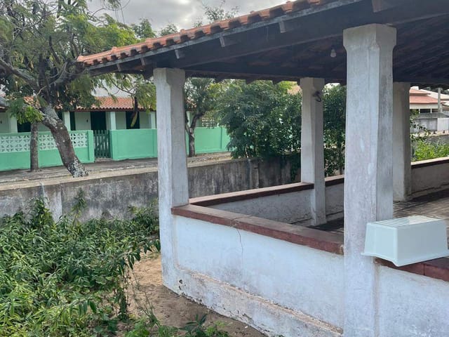 Casa 5 quartos e 2 banheiros, à venda, no bairro Farol em Campos dos Goytacazes