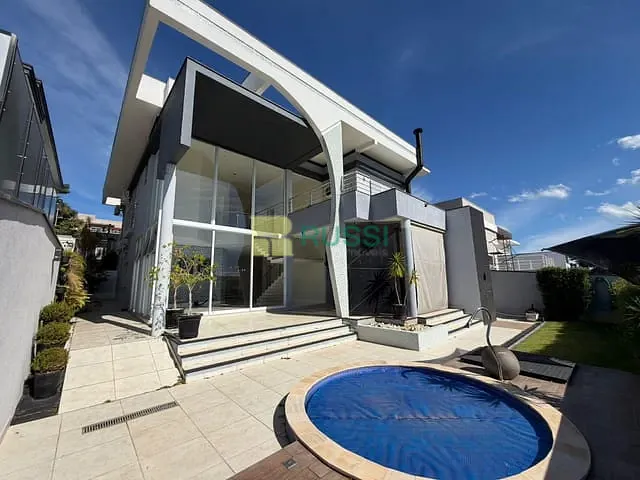 Casa com 450m² 4 quartos e 5 banheiros, para alugar, no bairro Condomínio Residencial Jaguary em São José dos Campos