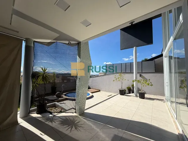 Casa com 450m² 4 quartos e 5 banheiros, à venda ou para alugar, no bairro Condomínio Residencial Jaguary em São José dos Campos
