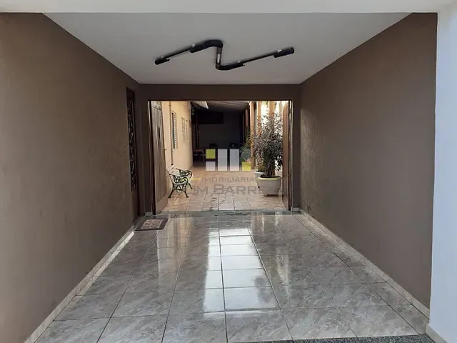 Casa com 321m² 3 quartos e 2 banheiros, para alugar, no bairro Vila Miranda em Sumaré
