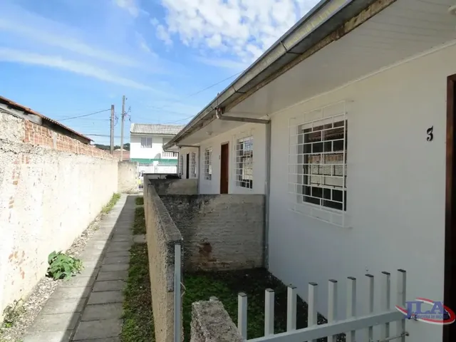 Casa 2 quartos e 1 banheiro, para alugar, no bairro Guaraituba em Colombo