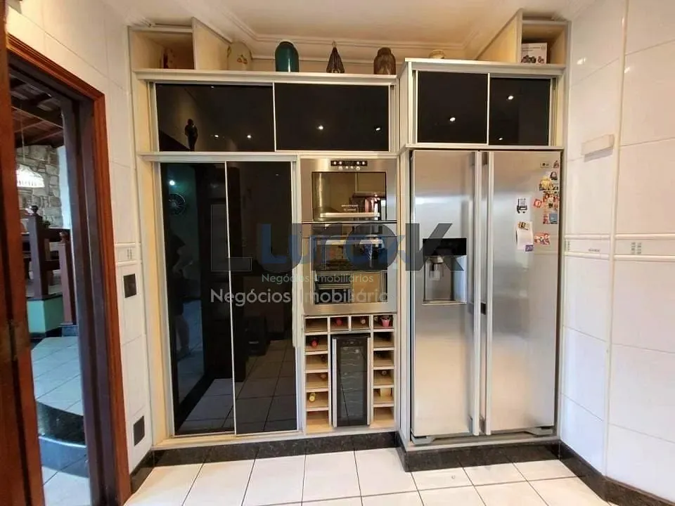 Casa, 3 quartos, 303 m² - Foto 11