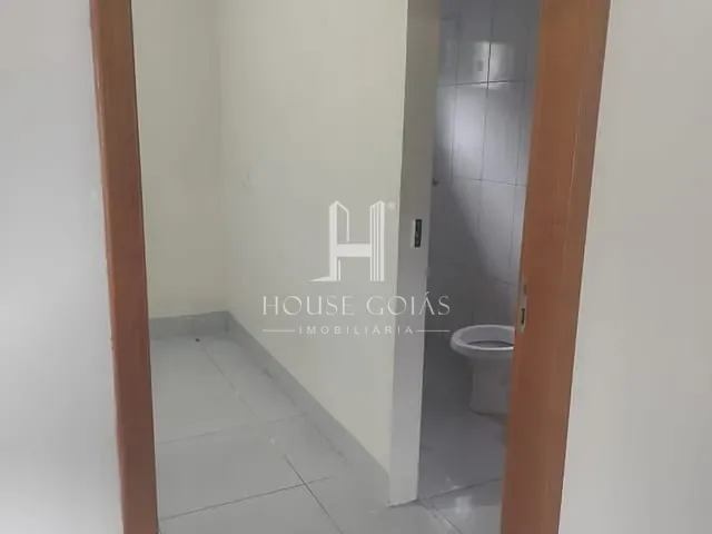 Casa com 326m² 2 quartos e 2 banheiros, à venda, no bairro Jardim Tropical em Aparecida de Goiânia