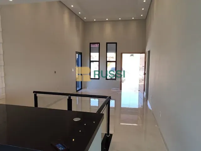 Casa 3 quartos e 4 banheiros, à venda, no bairro Caçapava Velha em Caçapava