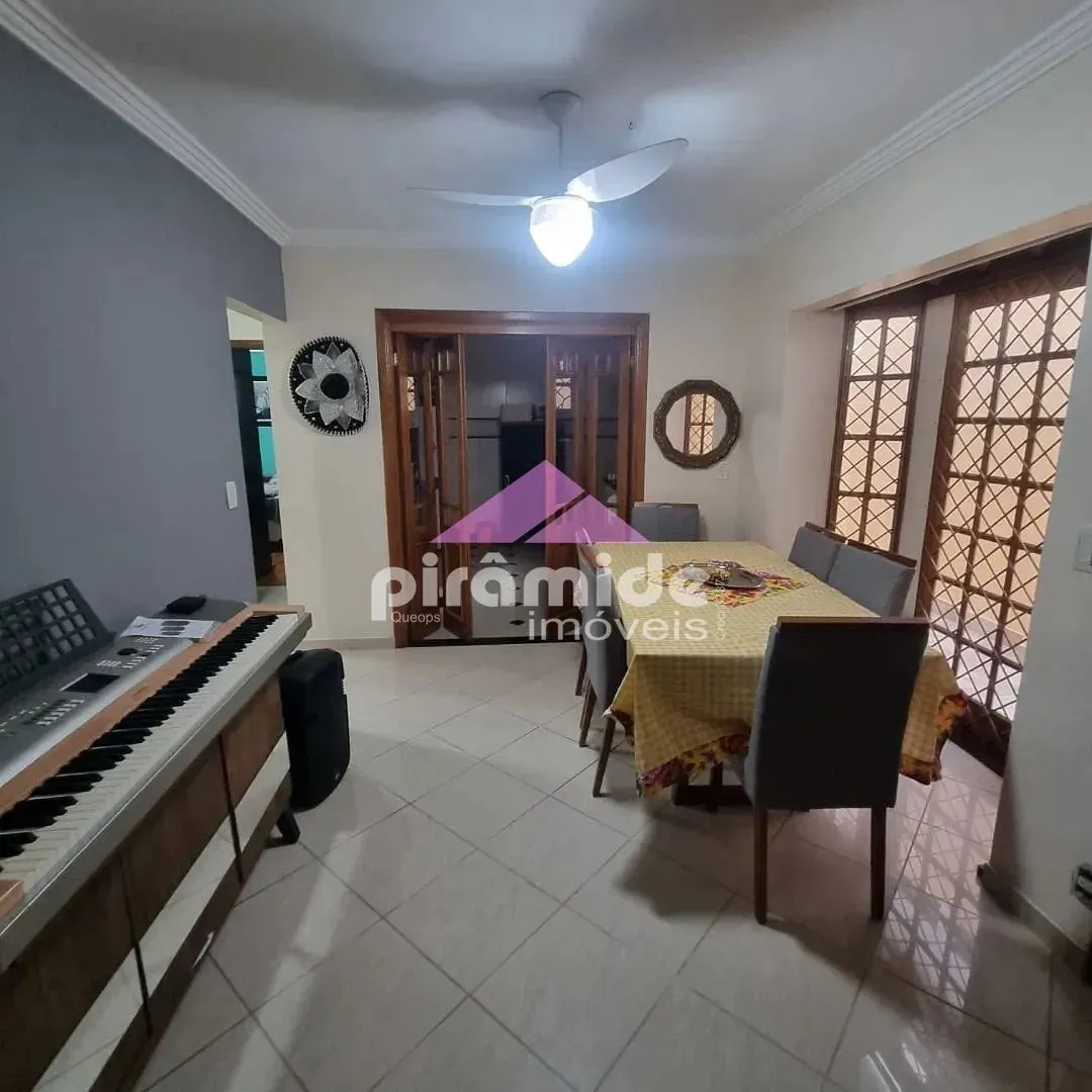 Casa, 3 quartos, 150 m² - Foto 2
