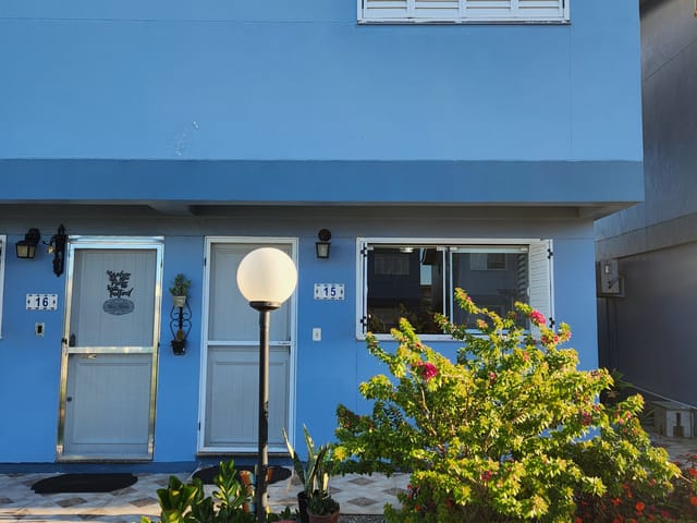 Casa 2 quartos e 2 banheiros, à venda, no bairro Três Vendas em Pelotas