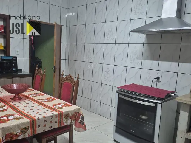 Casa com 250m² 2 quartos e 1 banheiro, à venda, no bairro Residencial Esperança em Caçapava