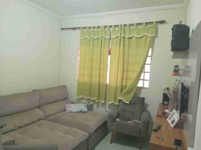 Casa com 125m² 2 quartos e 1 banheiro, à venda, no bairro Comercial e Residencial Jardim Mariana em Pindamonhangaba