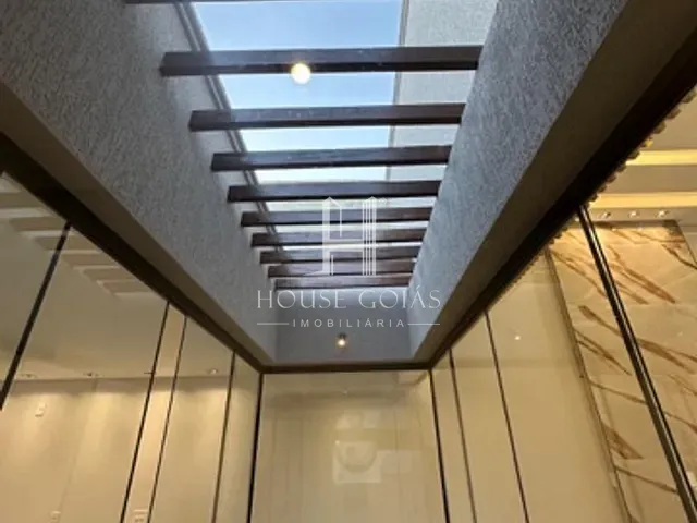 Casa com 360m² 3 quartos e 4 banheiros, à venda, no bairro Jardim Balneário Meia Ponte em Goiânia