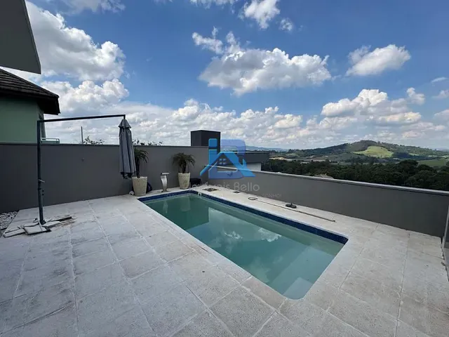 Casa com 450m² 3 quartos e 2 banheiros, à venda, no bairro Residencial Fazenda Serrinha em Itatiba