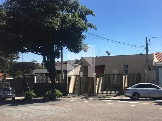 Casa com 265m² 3 quartos e 2 banheiros, à venda, no bairro Jardim Estádio em Jundiaí