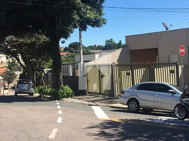 Casa com 265m² 3 quartos e 2 banheiros, à venda, no bairro Jardim Estádio em Jundiaí