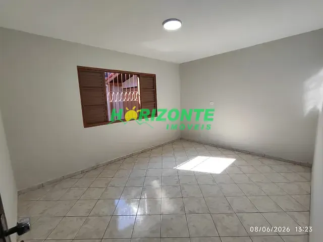 Casa 3 quartos e 1 banheiro, para alugar, no bairro Bosque Dos Eucaliptos em São José dos Campos