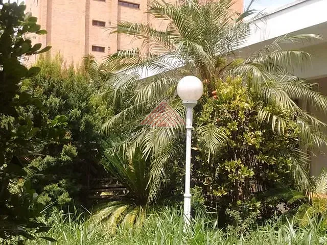 Casa com 100m² 5 quartos e 3 banheiros, à venda, no bairro Matriz em Mauá