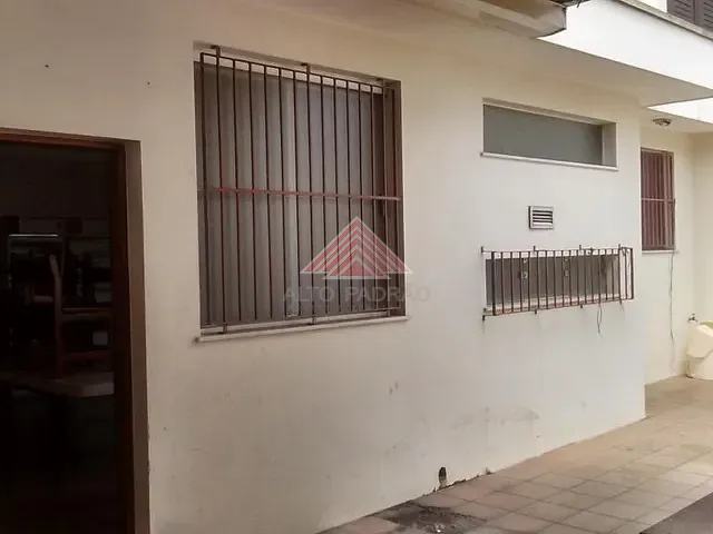 Casa com 100m² 5 quartos e 3 banheiros, à venda, no bairro Matriz em Mauá