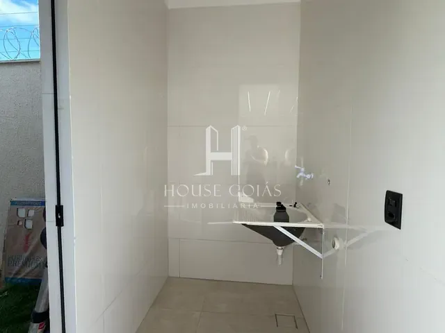 Casa com 273m² 3 quartos e 2 banheiros, à venda, no bairro Vila Oliveira em Aparecida de Goiânia