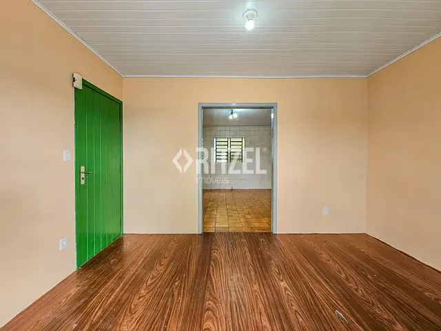 Casa com 300m² 2 quartos e 1 banheiro, para alugar, no bairro Rincão em Novo Hamburgo