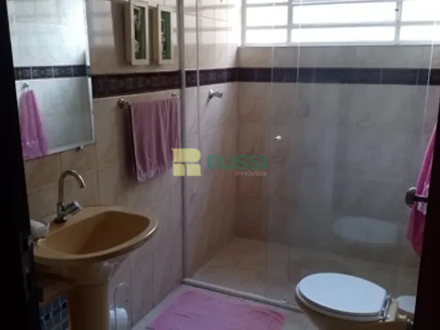 Casa com 250m² 4 quartos e 3 banheiros, à venda, no bairro Urbanova I em São José dos Campos