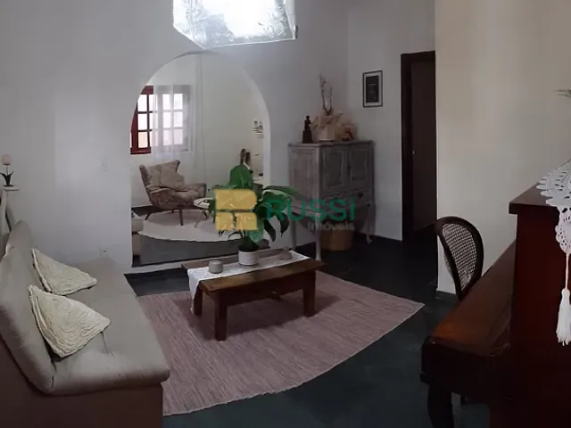 Casa com 250m² 4 quartos e 3 banheiros, à venda, no bairro Urbanova I em São José dos Campos