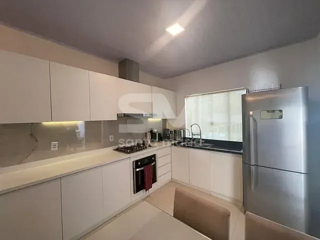 Casa com 300m² 2 quartos e 1 banheiro, à venda, no bairro Desbravador em Chapecó