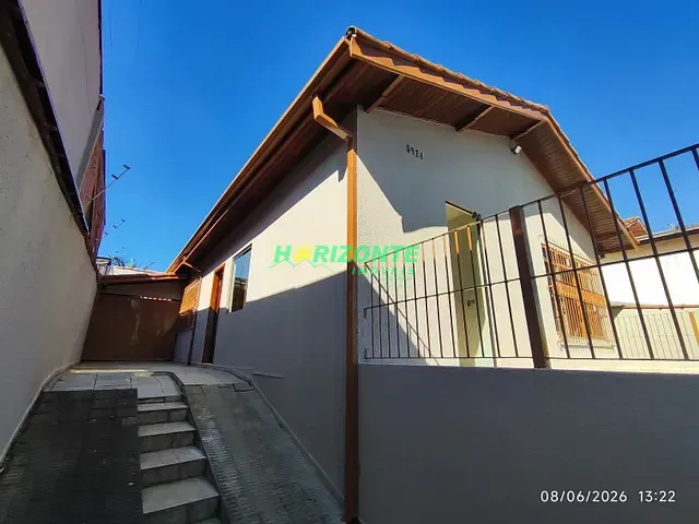 Casa 4 quartos e 2 banheiros, à venda, no bairro Bosque Dos Eucaliptos em São José dos Campos