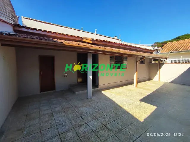 Casa 4 quartos e 2 banheiros, à venda, no bairro Bosque Dos Eucaliptos em São José dos Campos