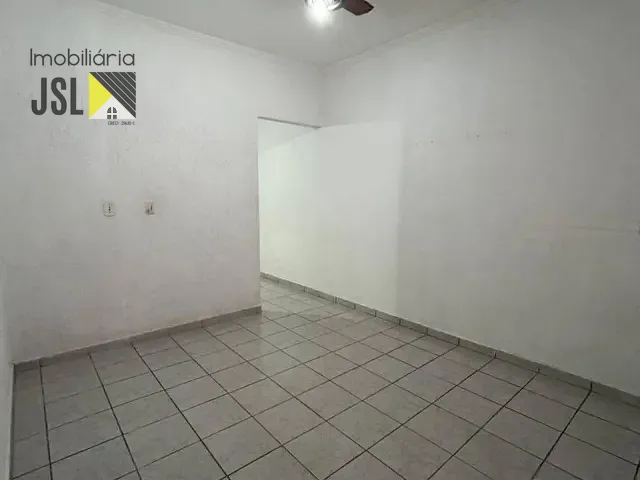 Casa com 125m² 2 quartos e 2 banheiros, para alugar, no bairro Jardim Primavera em Caçapava