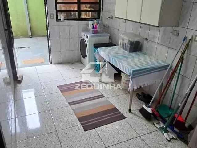 Casa com 125m² 3 quartos e 4 banheiros, à venda, no bairro Cipava em Osasco