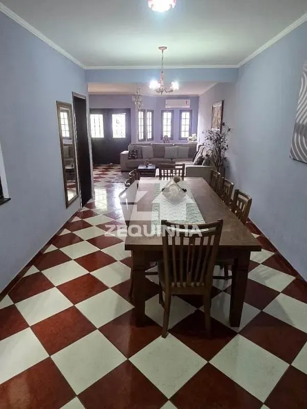 Casa, 3 quartos, 300 m² - Foto 11