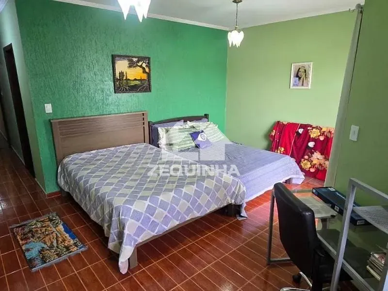 Casa, 3 quartos, 300 m² - Foto 20
