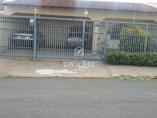 Casa com 462m² 3 quartos e 4 banheiros, à venda, no bairro Vila Mariana em Bauru