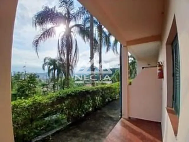 Casa com 76m² 1 quarto e 1 banheiro, à venda, no bairro Jardim Casa Branca em Caraguatatuba