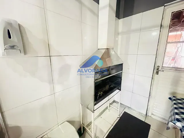 Casa com 250m² 2 quartos e 1 banheiro, à venda, no bairro Jardim Satélite em São José dos Campos