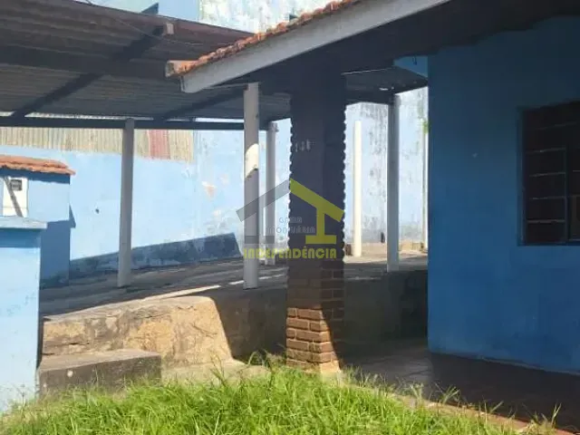 Casa com 881m² 3 quartos e 2 banheiros, à venda, no bairro Jardim Galetto em Itatiba