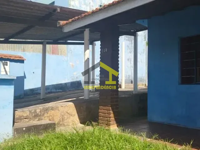Casa com 881m² 3 quartos e 2 banheiros, à venda, no bairro Jardim Galetto em Itatiba