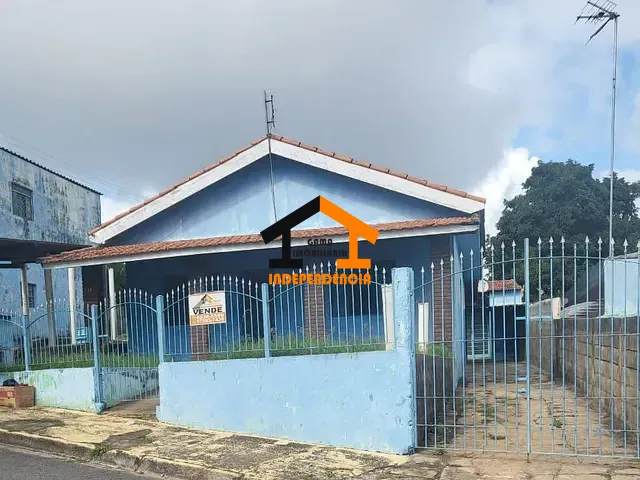 Casa com 881m² 3 quartos e 2 banheiros, à venda, no bairro Jardim Galetto em Itatiba