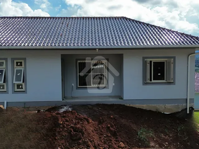 Casa 2 quartos e 1 banheiro, à venda, no bairro Centro em Westfalia