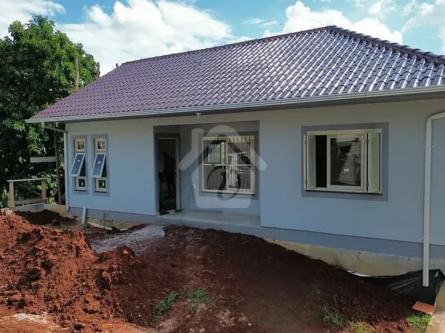 Casa 2 quartos e 1 banheiro, à venda, no bairro Centro em Westfalia