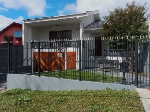 Casa com 600m² 4 quartos e 5 banheiros, à venda, no bairro Boa Vista em Curitiba