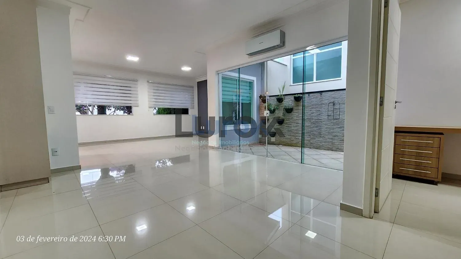 Casa, 3 quartos, 220 m² - Foto 2