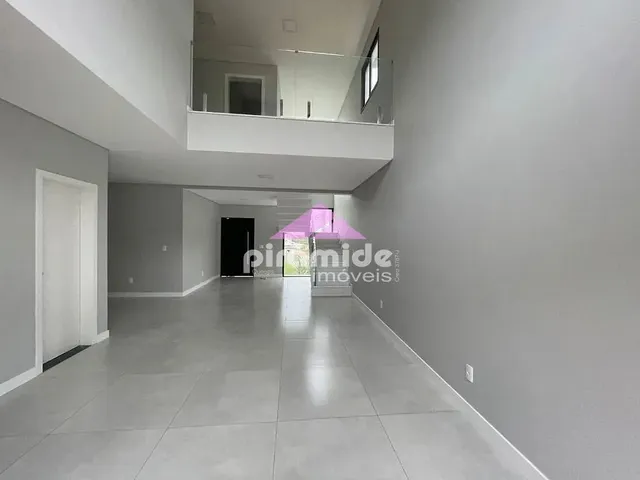 Casa com 360m² 3 quartos e 5 banheiros, à venda, no bairro Floresta em São José Dos Campos