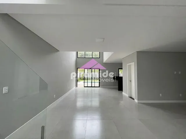 Casa com 360m² 3 quartos e 5 banheiros, à venda, no bairro Floresta em São José Dos Campos